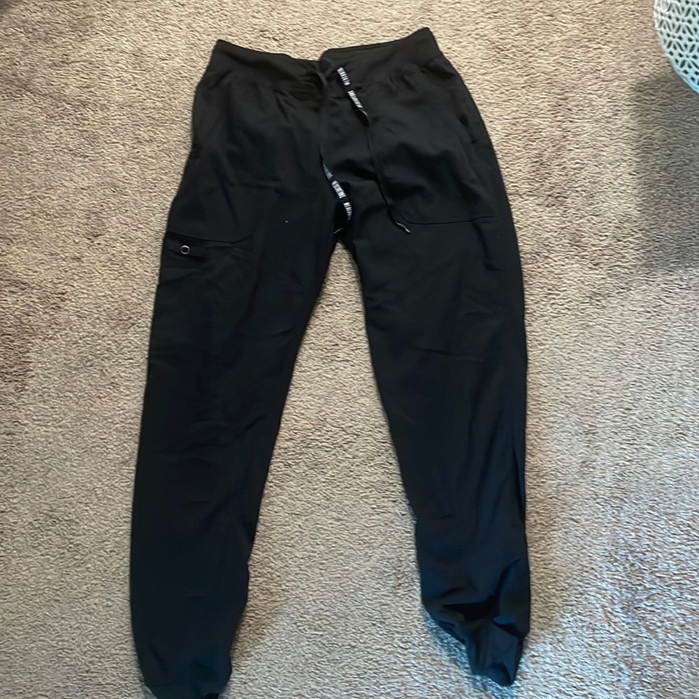 Black medium tall medcouture scrubs